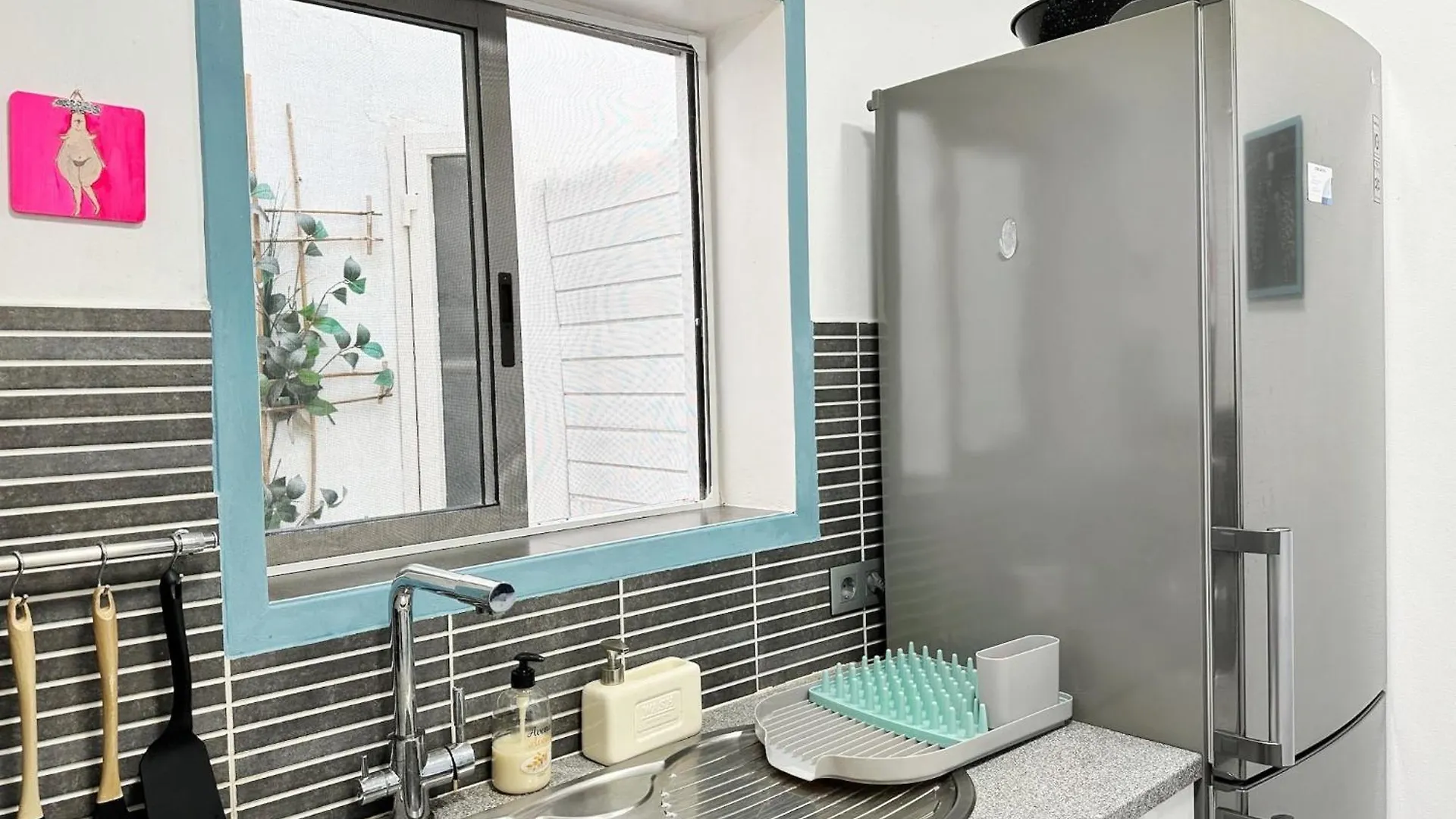 Relaxing Ocean View, Spacious Art Apartment With Large Terrace, Near Best Costa Adeje Beaches