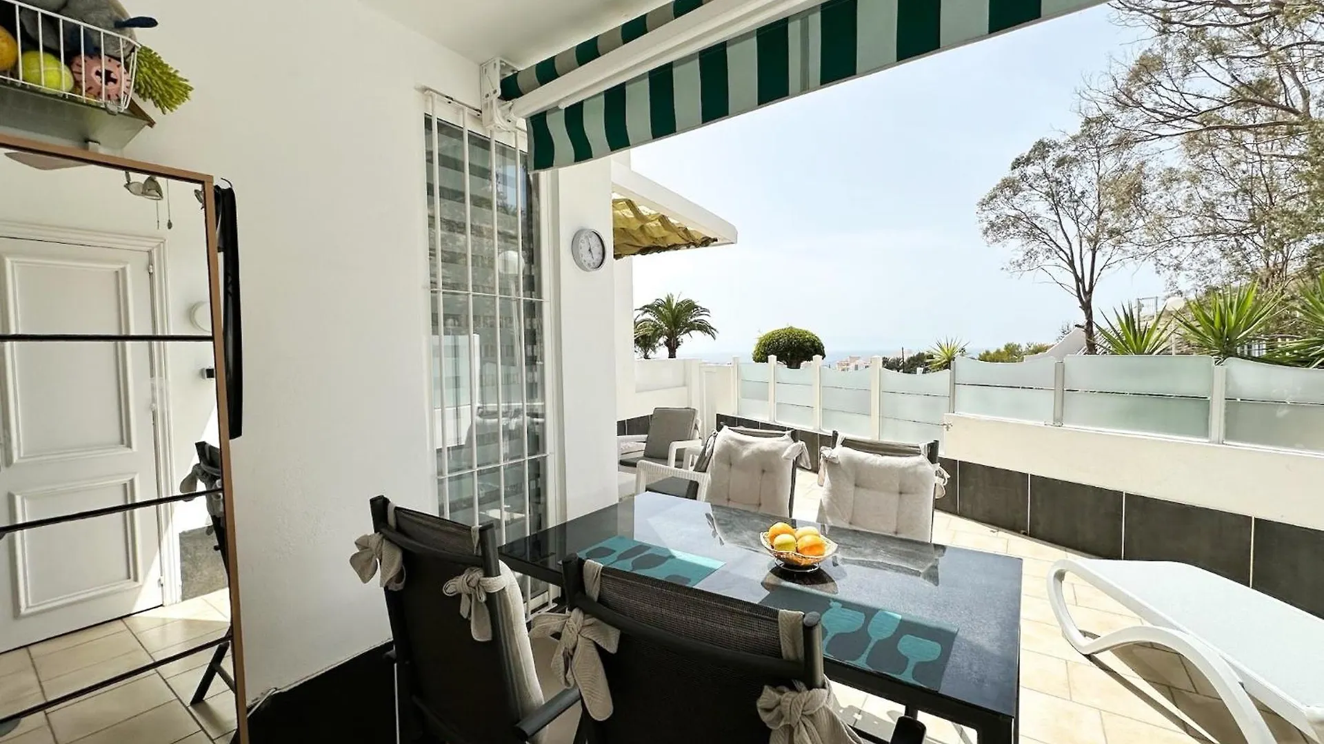Relaxing Ocean View, Spacious Art Apartment With Large Terrace, Near Best Costa Adeje Beaches